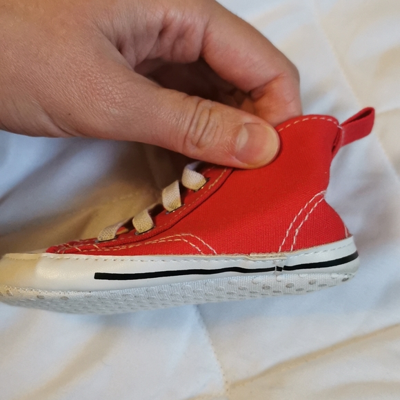 Airwalk Red shoes (4W- baby) - Picture 13 of 16